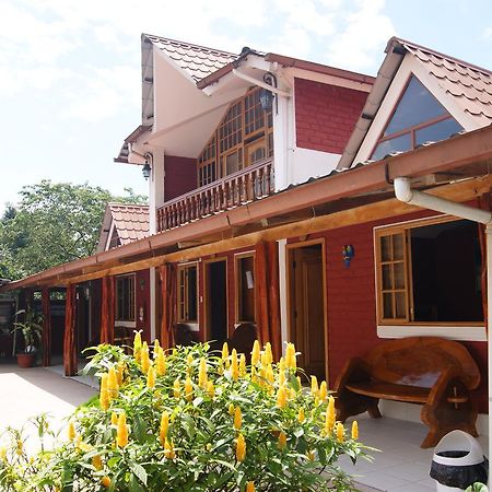 Hosteria Don Elias Puyo Exterior photo
